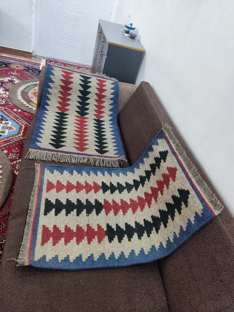 تصویر 5 از فروش سایز های مختلف گلیم قشقایی با طرح های متنوع و پشمی