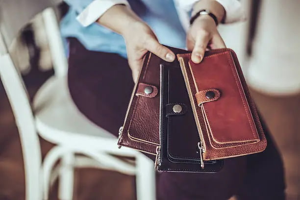 فروش کیف پول چرم اصل + قیمت خرید به صرفه