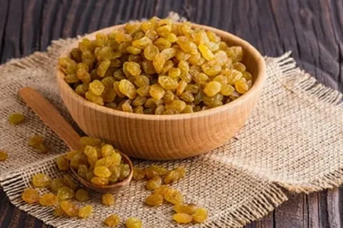 خرید و قیمت کشمش پلویی قوچان + فروش صادراتی