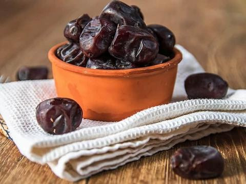 قیمت خرید خرما رطب مظافتی + فروش ویژه