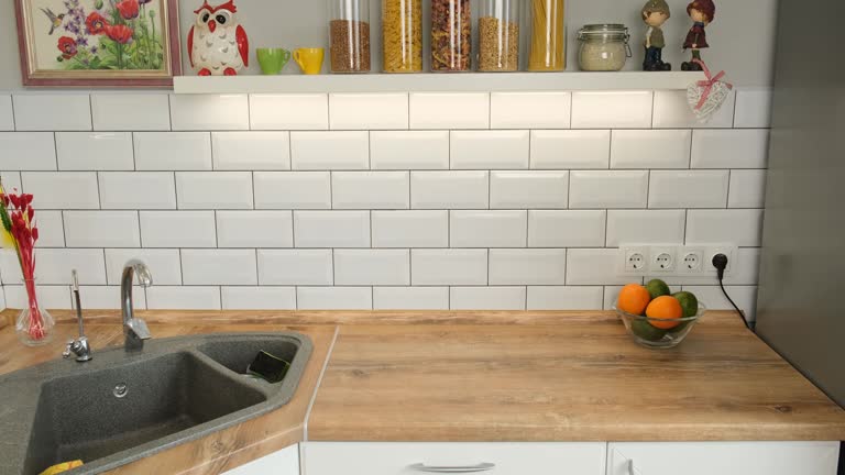 قیمت کاشی بین کابینتی جدید + خرید باور نکردنی