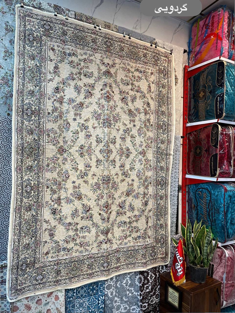 خرید مستقیم از کارخانه و عمده + روفرشی ابریشم طرح باغ ‌گل تابان یزد 12 متری