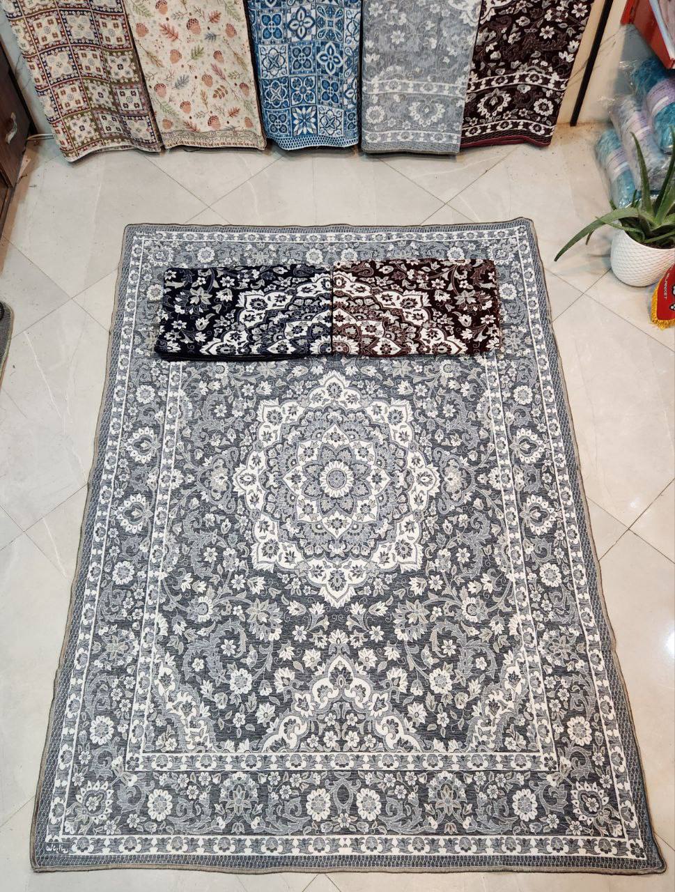 قیمت عمده و کف بازار + به صرفه روفرشی مخمل دو رو طرح گلنار گلباف یزد 6 متری