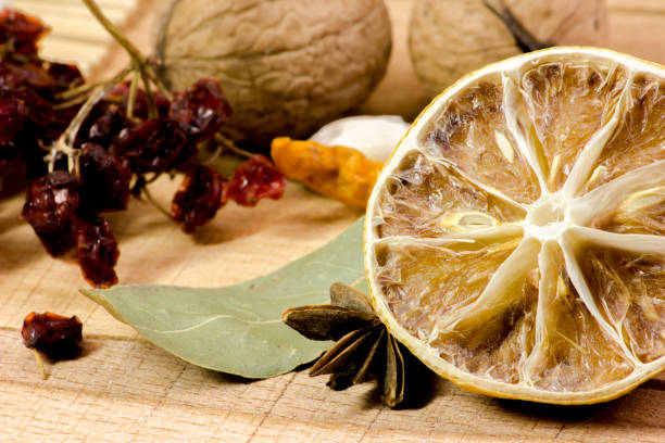 تصویر 5 از قیمت خرید لیمو خشک ایرانی + فروش ویژه