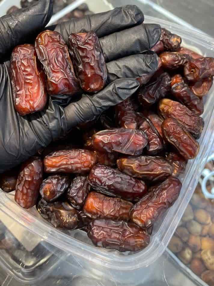 خرید عمده خرما پیارم سوپر لوکس + قیمت مناسب