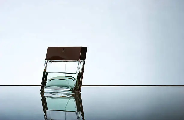 تصویر 1 از خرید و قیمت ادکلن مردانه خوشبو + فروش صادراتی