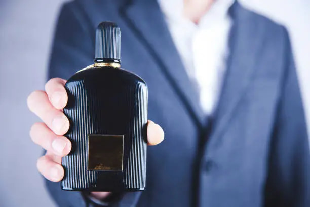 تصویر 2 از خرید و قیمت ادکلن مردانه تلخ + فروش عمده