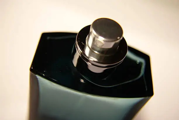 تصویر 2 از خرید ادکلن مردانه معروف + قیمت فروش استثنایی