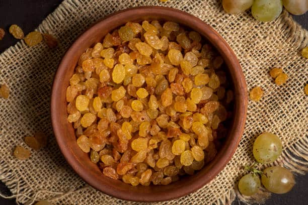 خرید کشمش پلویی تیزابی درجه یک + قیمت فروش استثنایی