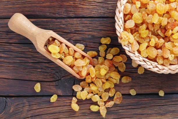 قیمت کشمش پلویی گلدن ملایر لوکس با کیفیت ارزان + خرید عمده