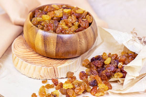 خرید کشمش پلویی ملایر کارتنی + قیمت فروش استثنایی