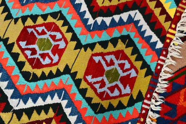 تصویر 2 از خرید و فروش گلیم بافی طرح دار با شرایط فوق العاده