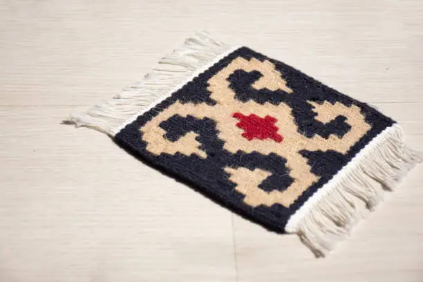 تصویر 3 از خرید و قیمت گلیم بافی کوچک + فروش عمده