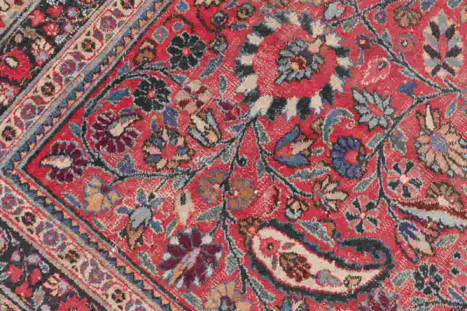 تصویر 3 از راهنما ی خرید قالی قدیمی + قیمت عالی