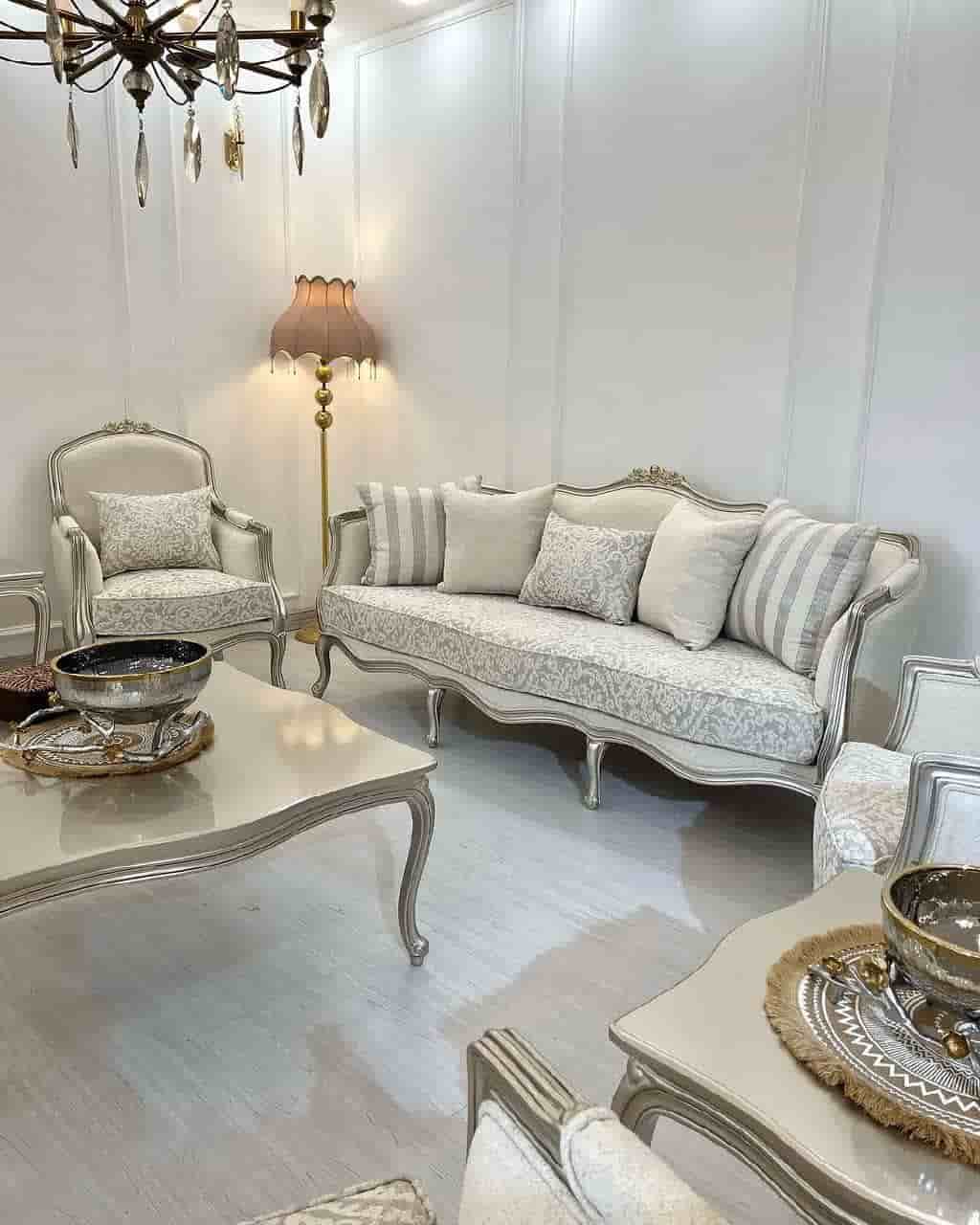 قیمت مبل سلطنتی کلاسیک + خرید باور نکردنی