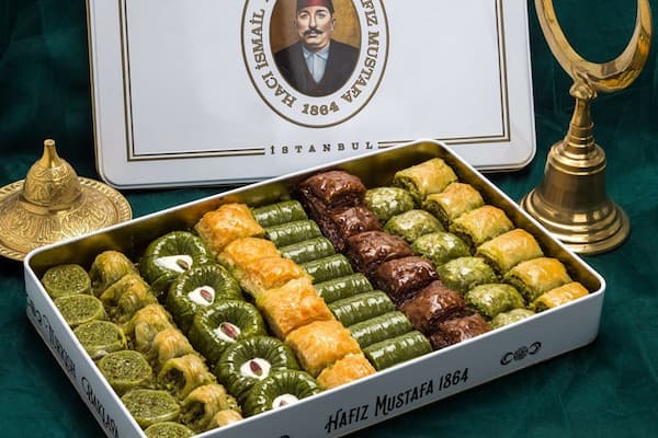 تصویر 1 از قیمت خرید باقلوا استانبولی + فروش ویژه