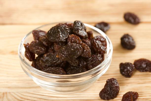 تصویر 4 از خرید و قیمت آلوبخارا خشک شوقانی آفتابی + فروش عمده