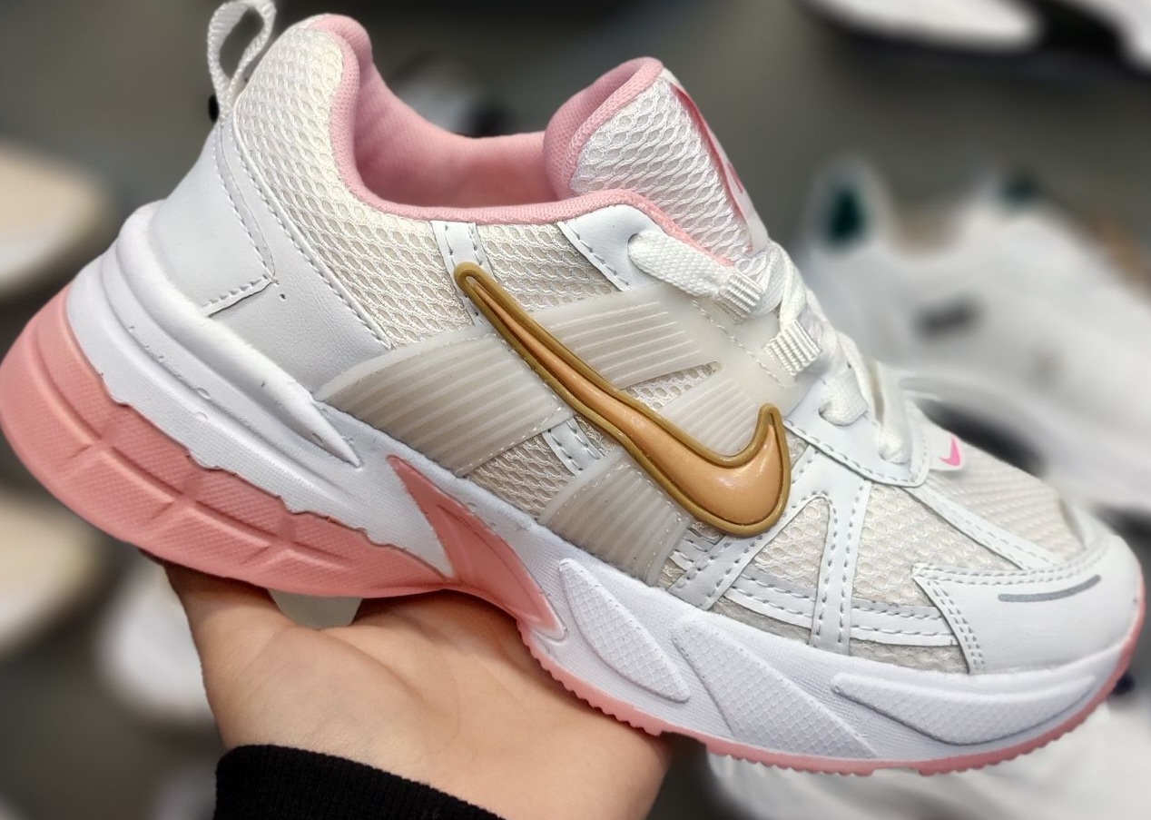 کفش نایک زنانه فروش عمده