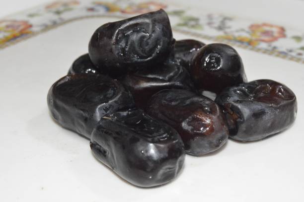 تصویر 4 از خرید و قیمت خرما مضافتی ارزان + فروش عمده