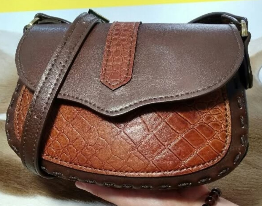 کیف دوشی زنانه چرم دستدوز فروش به صرفه