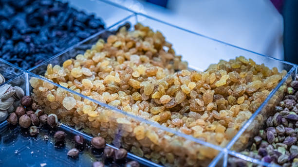 تصویر 2 از قیمت خرید کشمش جعبه ای عمده به صرفه و ارزان