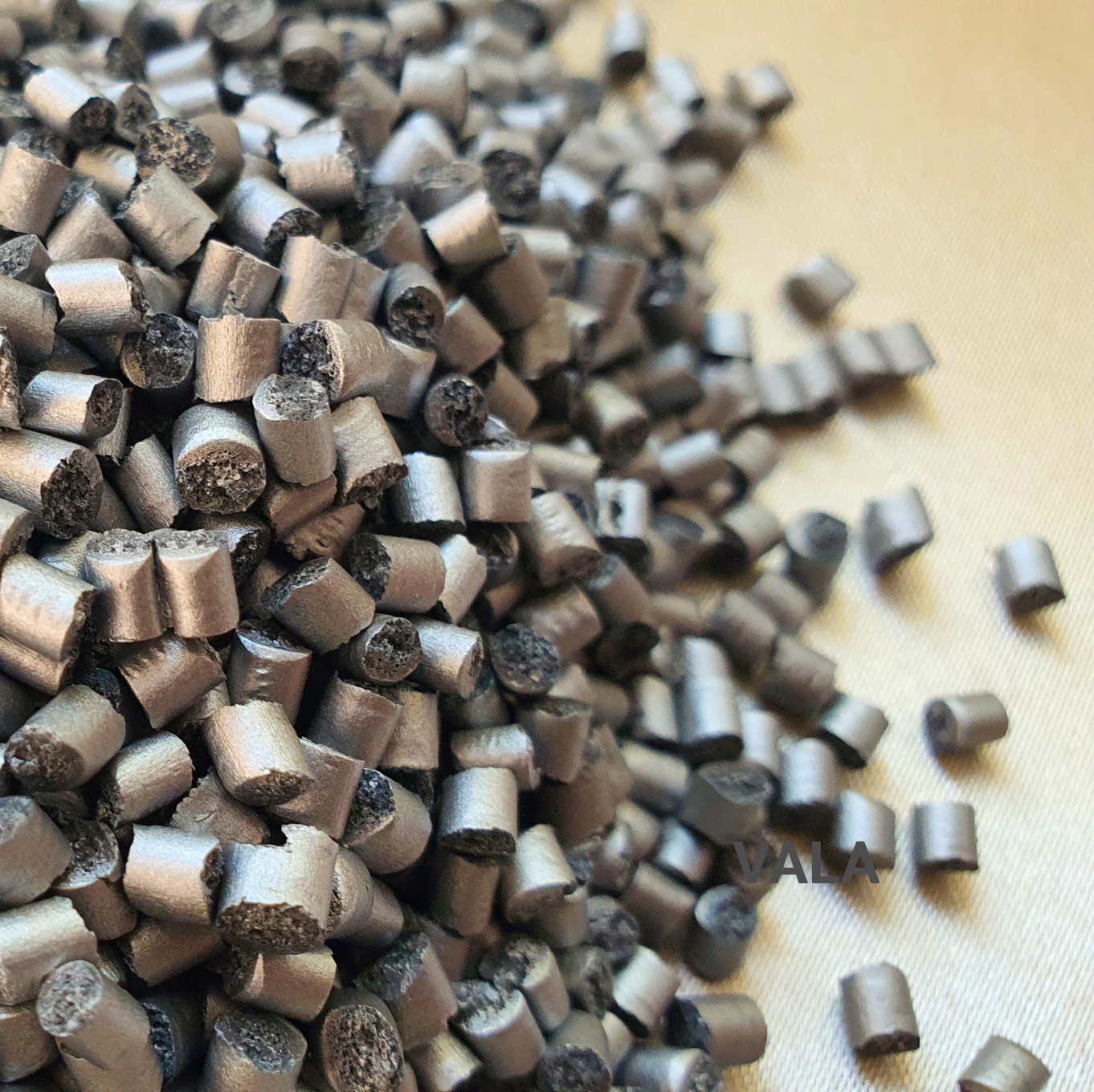 قیمت انواع مستربچ طوسی + خرید