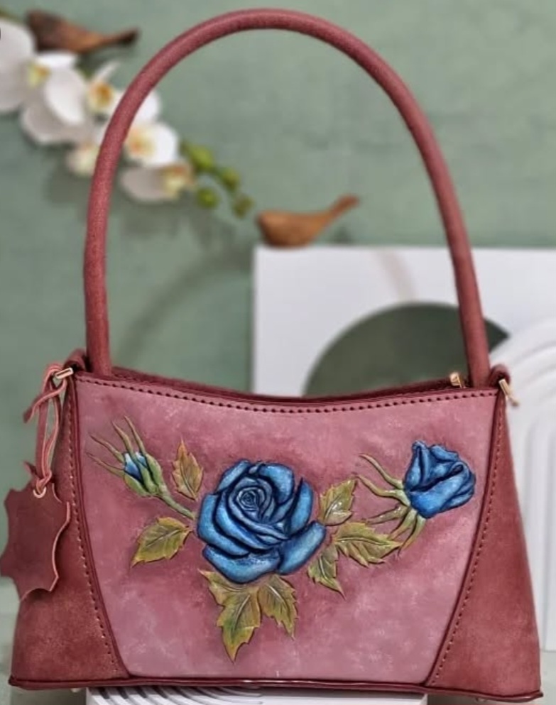 کیف زنانه مجلسی چرم دستدوز در فروش عمده