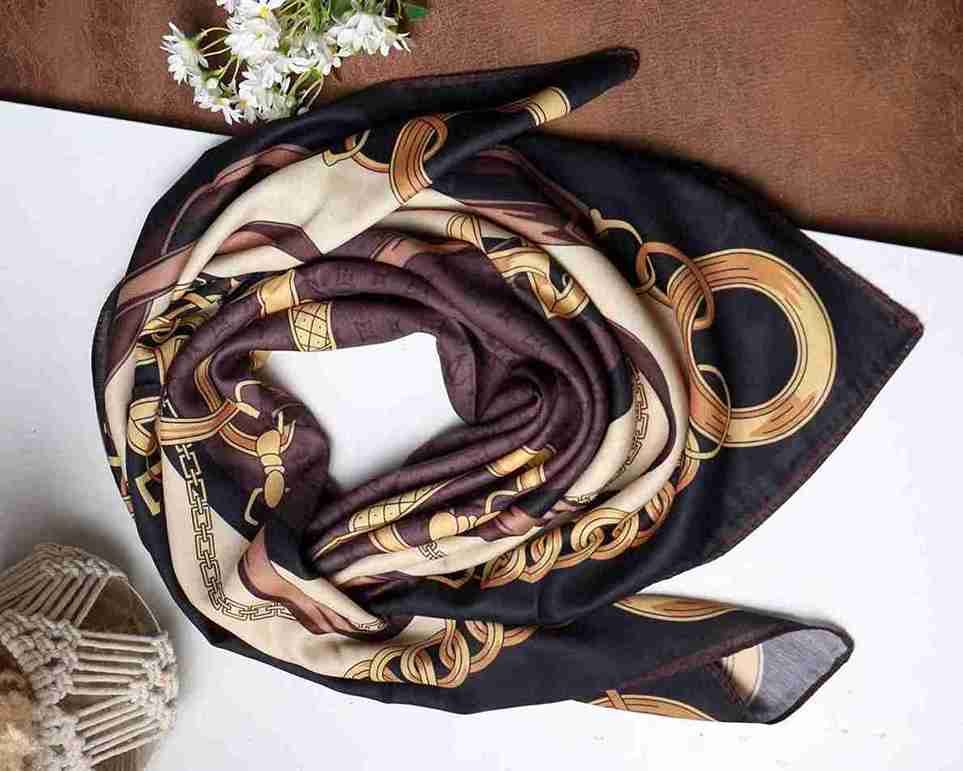 تصویر 3 از قیمت خرید روسری نخی سیا اسکارف + فروش ویژه