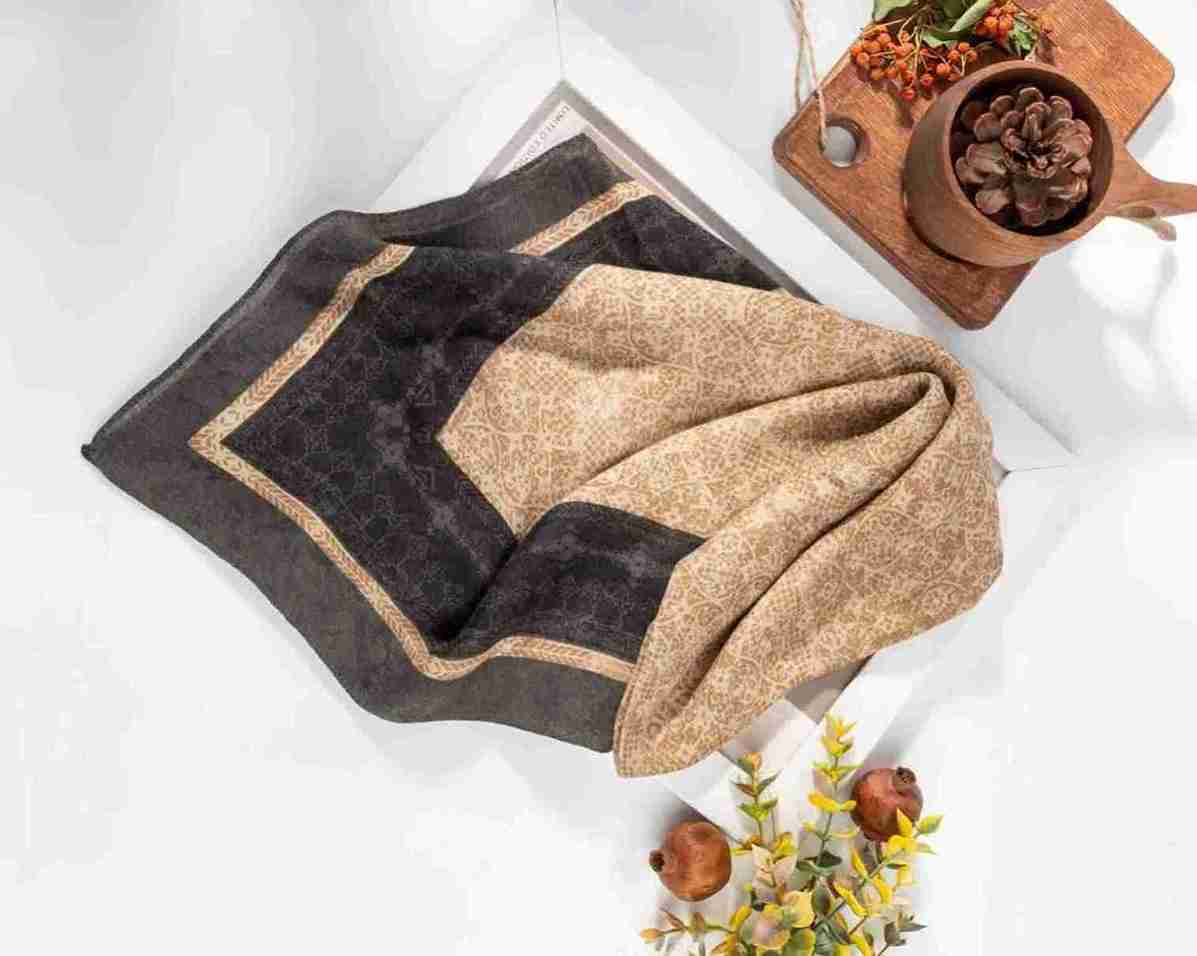 تصویر 1 از خرید روسری نخی پاییزه سیا اسکارف + قیمت عالی با کیفیت