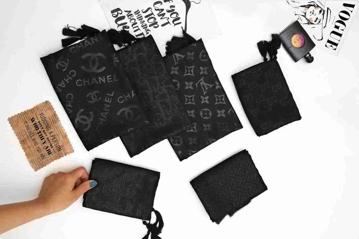 قیمت خرید شال نخی مشکی مارک با فروش عمده