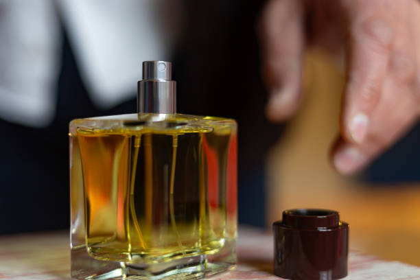 تصویر 4 از عطر مردانه لوکس با رایحه‌ ای ماندگار و جذاب