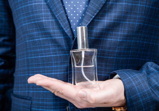 تصویر 2 از عطر مردانه لوکس با رایحه‌ ای ماندگار و جذاب