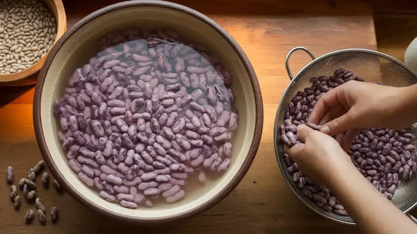 تصویر 4 از لوبیا چیتی برای قورمه سبزی + پاک شده