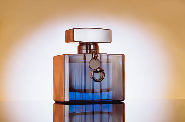 تصویر 1 از عطر مردانه کلاسیک با امضای اصالت و شخصیت