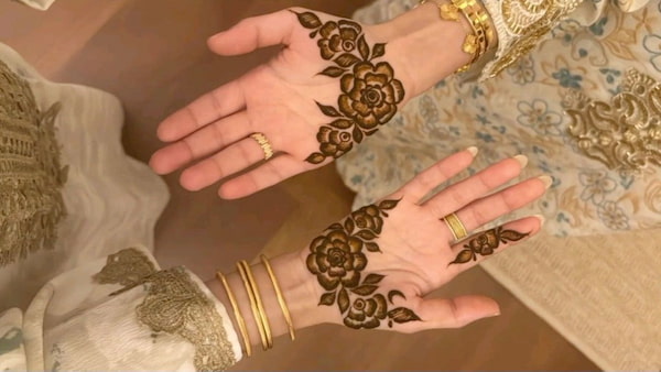 حنا قهوه ای هندی خالص – زیبایی از دل طبیعت