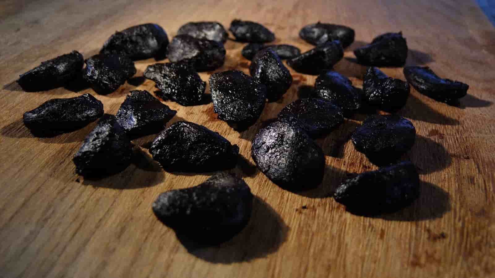 سیر سیاه مرغوب با کیفیت ممتاز مناسب آشپزی و درمان طبیعی