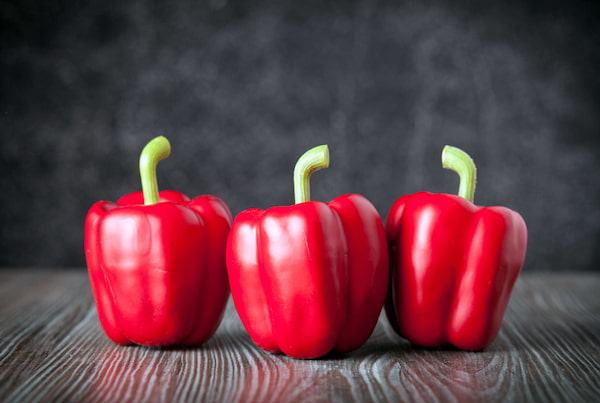 فلفل دلمه قرمز تازه و جذاب با بسته‌ بندی استاندارد