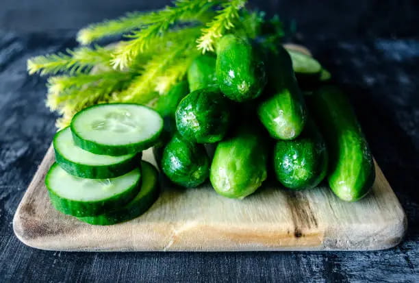 تصویر 2 از خیار سبز سالادی با طعم ترد و طبیعی