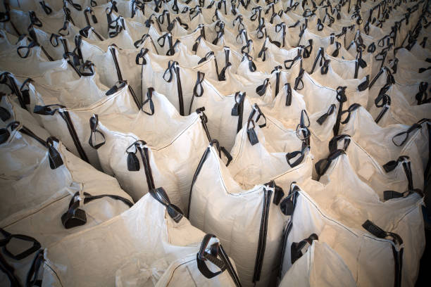 تصویر 1 از جامبوبگ قیر صنعتی با بسته‌ بندی ایمن و مقاومت بالا در حمل و نگهداری