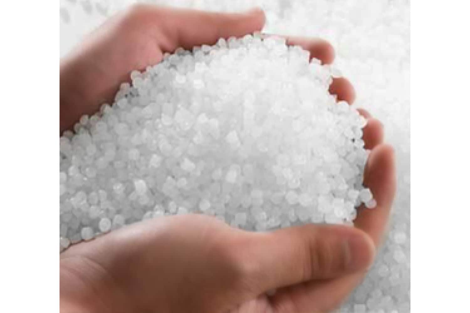 تصویر 3 از کود اوره گرانولی در انواع بسته‌ بندی‌ های کوچک و بزرگ