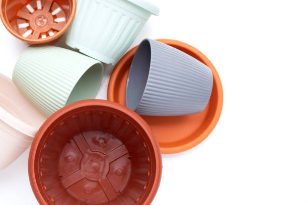 گلدان‌ های پلاستیکی گلپونه انتخابی محبوب میان علاقه‌ مندان گل