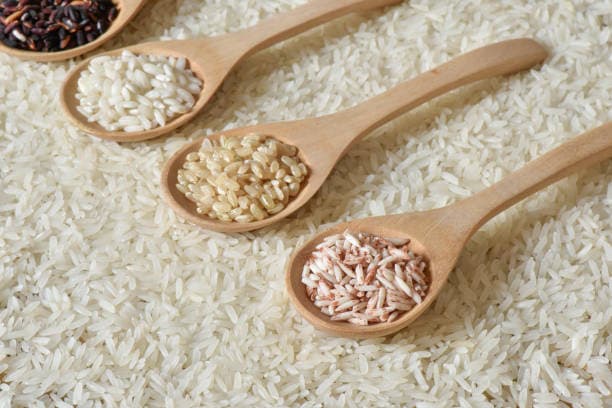 بررسی ارزش غذایی و طعم منحصر به فرد برنج عنبر بو