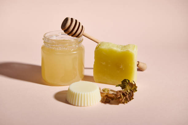 تصویر 4 از ژل رویال تبریز تازه برداشت شده فریز