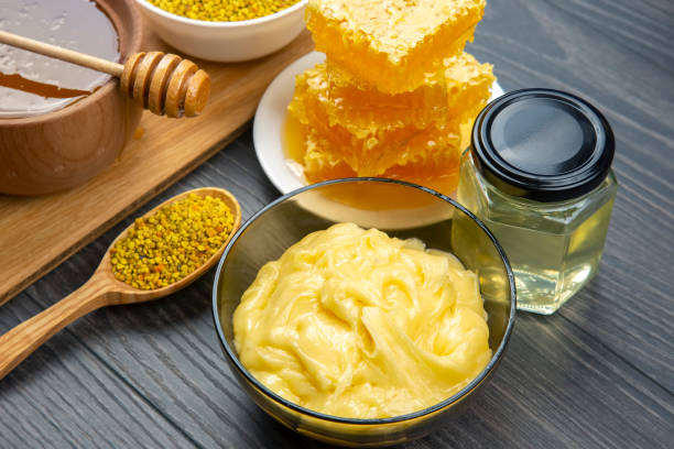 تصویر 4 از ژل رویال جینسینگ ضد خستگی و رفع کم‌ خونی