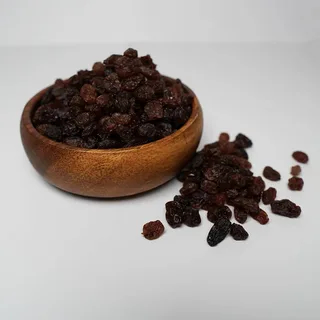 تصویر 2 از کشمش پلویی تیره دانه ‌های سالم و خوش ‌رنگ