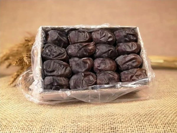 خرما مضافتی ایرانشهر طبیعی و سالم