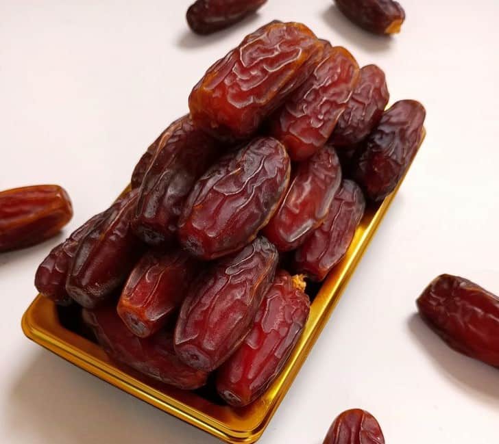 خرما پیارم تازه و شیرین بسته‌ بندی ویژه