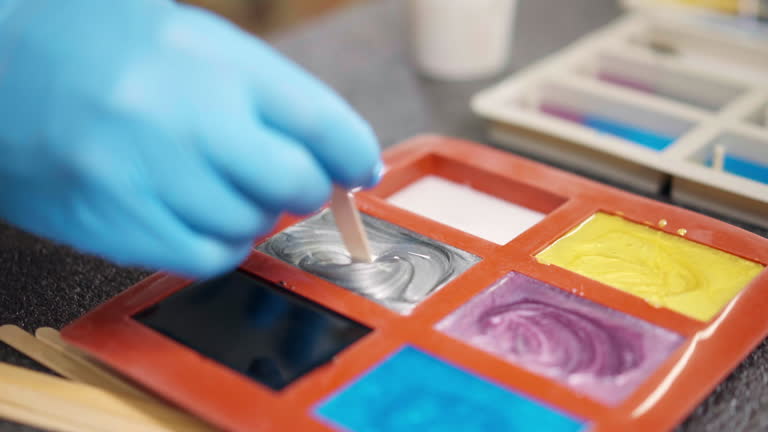 تصویر 1 از بنتونیت رنگ سازی با خلوص و سفیدی بالا