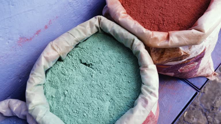 تصویر 2 از بنتونیت رنگ بر پودری بسته‌ بندی استاندارد