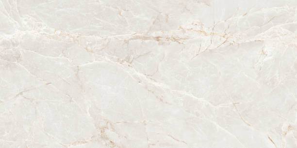 تصویر 4 از سنگ مرمریت جوشقان با زمینه روشن و رگه‌ های منظم